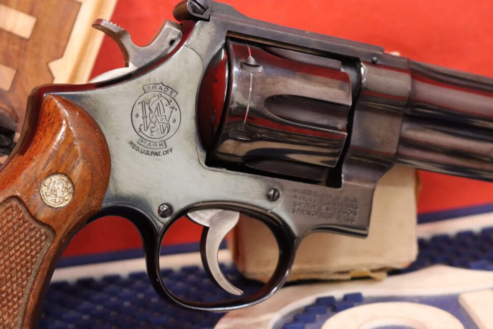 1978-Smith-and-Wesson-27-2-357 Magnum_0747