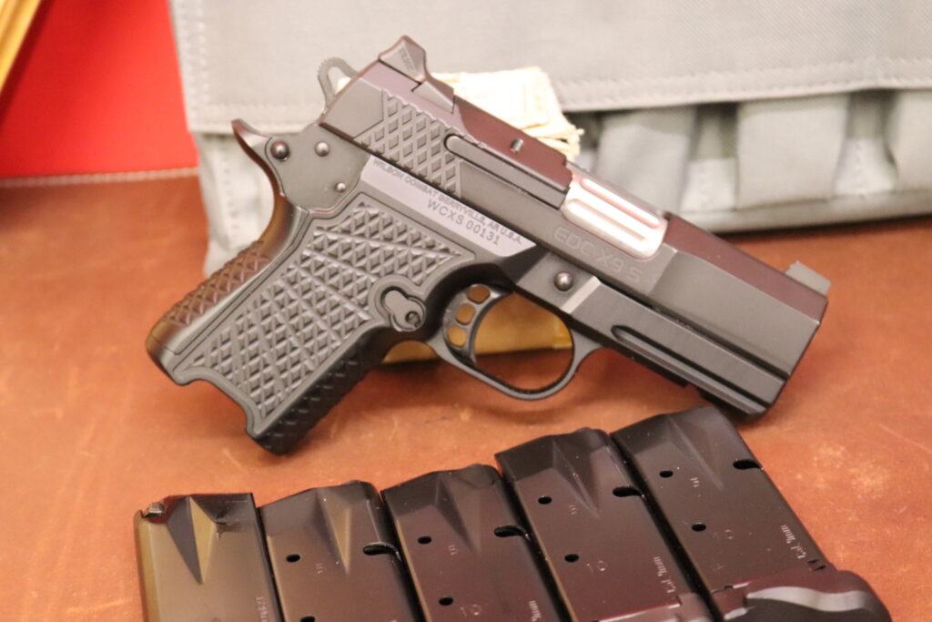 Wilson Combat SFX9 -- Sub Compact Double Stack 9mm