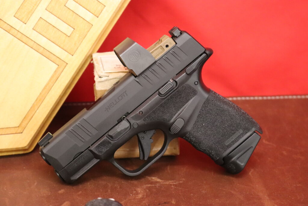 Springfield Armory Hellcat OSP -- Sig Red Dot -- FIVE Mags -- 9mm