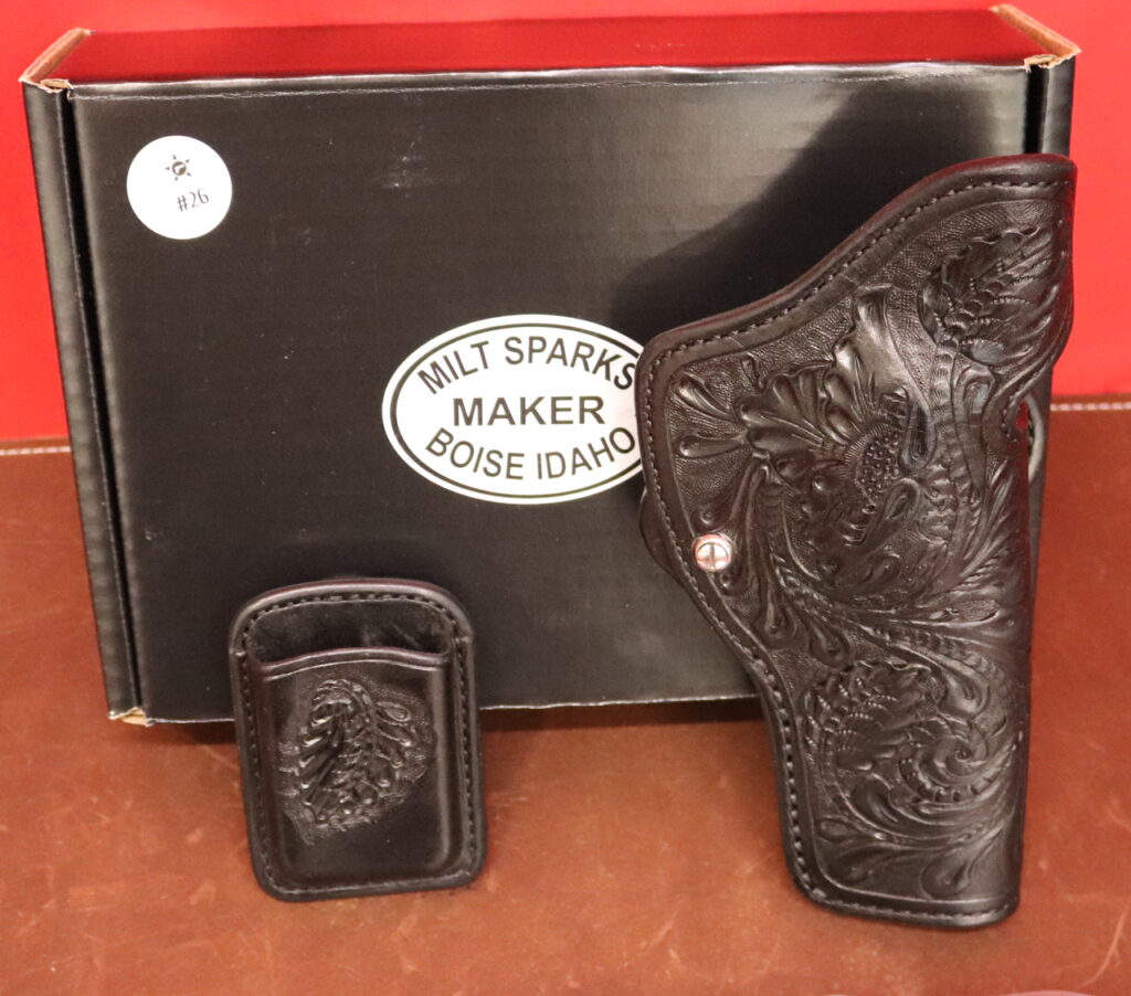 Hand Carved Milt Sparks Black 200AW Set w/Matching 6-4C -- 4" L frame 357 Magnum -- Set #26