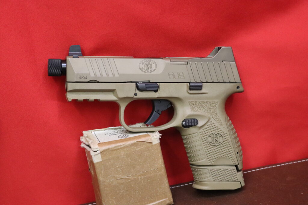 FN Herstal 509 Compact Tactical -- FDE Threaded Barrel -- 9mm 9 MAGS! -- GKS0238119