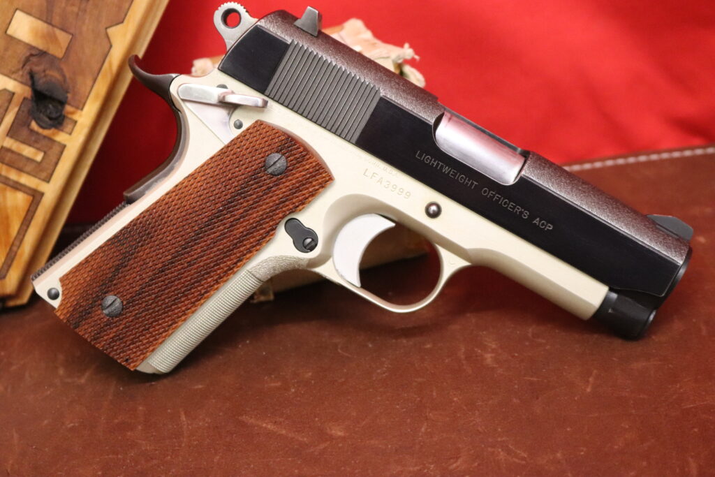 Vintage 1986 NOVAKS Custom Colt LW Officers Model  -  2 Tone -- LFA3999