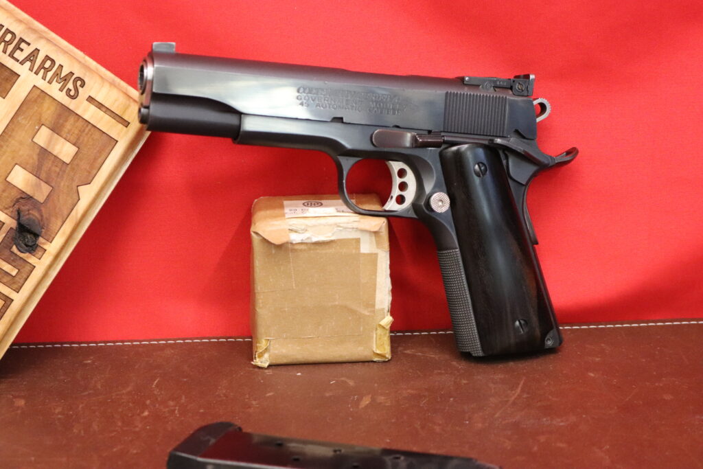Classic Custom Colt Govt Model 1911 45 ACP -- Bomar - Briley Match Barrel - FR07864